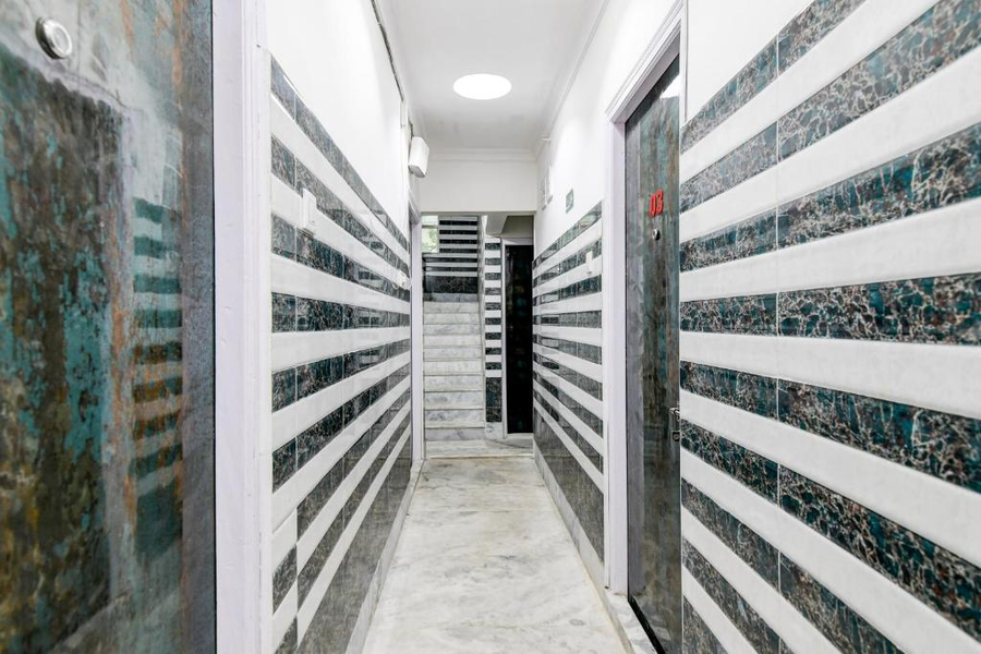Super Hotel O Hiland Park Formerly Ayush Villa,Park Circus,3 star