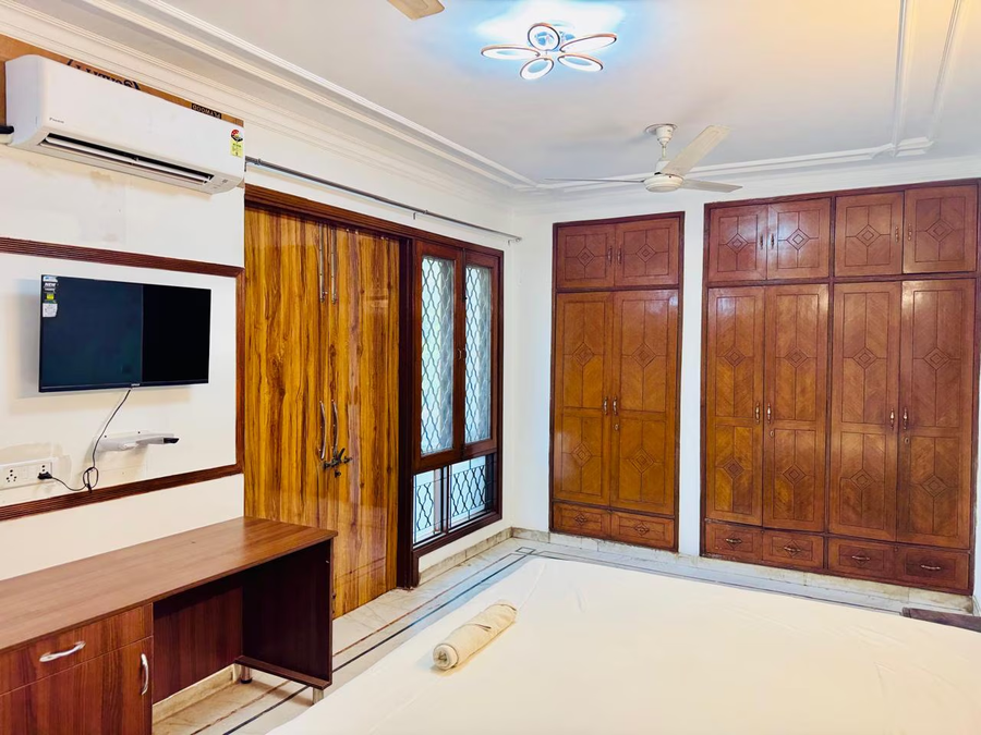 Fortune Home Service Apartment 1Bhk, E-30 Saket,Saket, Delhi,3 star