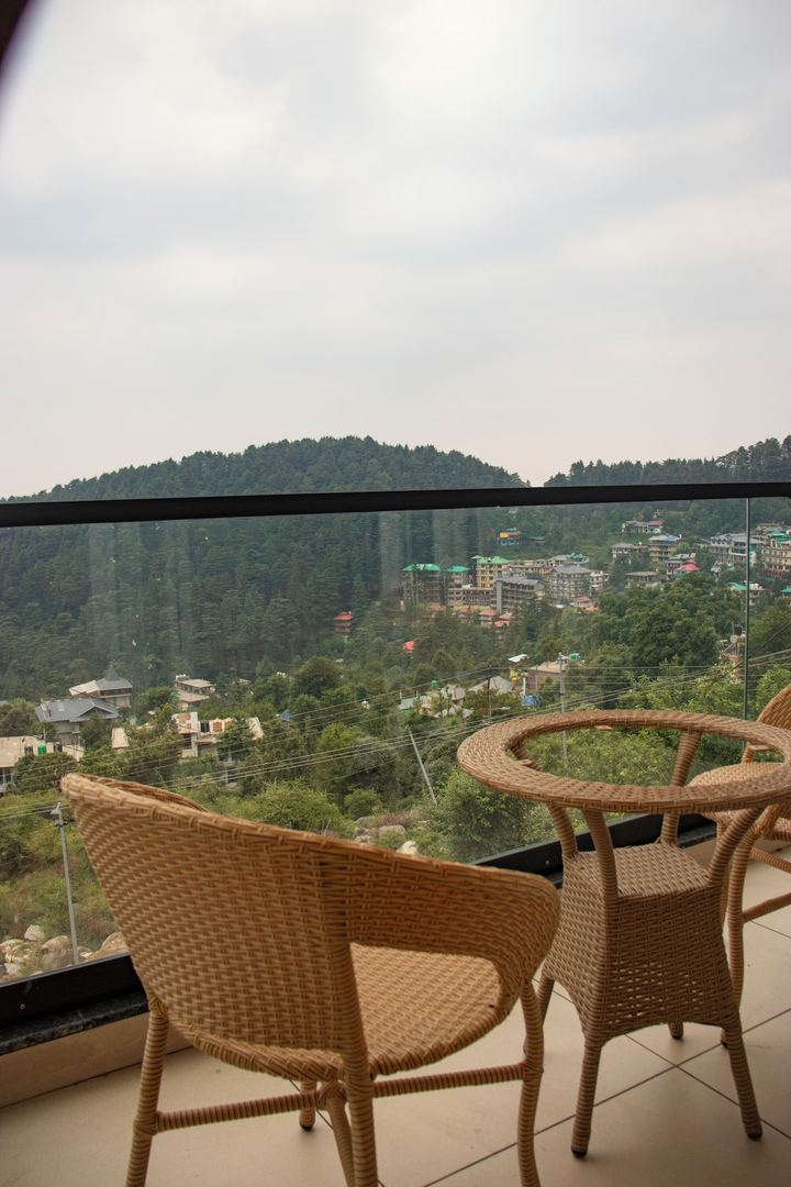 Dharamkot Outlook,Dharamshala, Himachal Pradesh,3 star