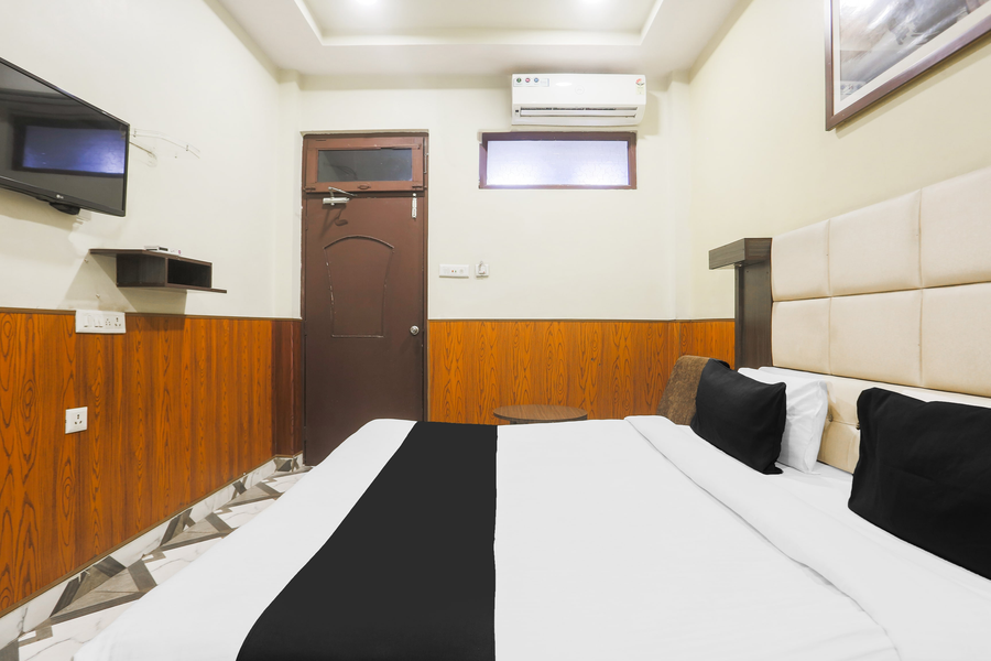 collection o jhalwar road near kota airport