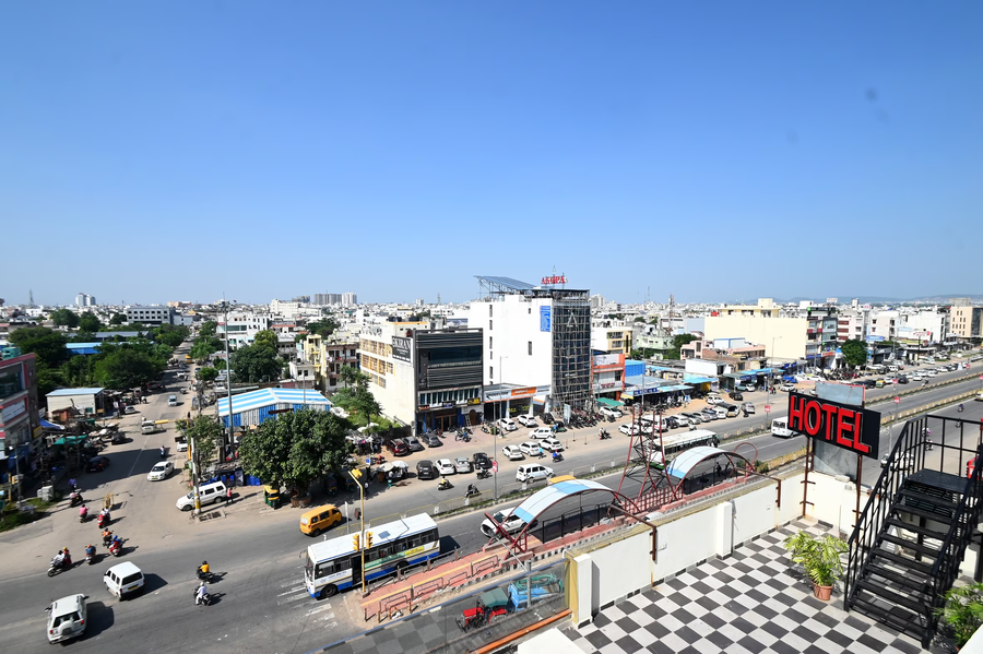 Hotel Travaasa, Jaipur,Nirman Nagar,3 star
