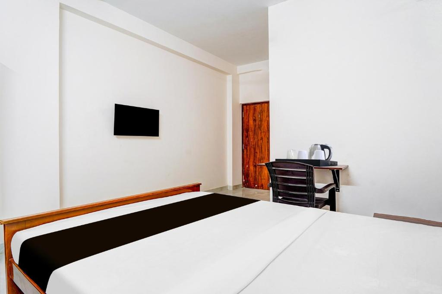 Super Collection O Rs Puram North Railway Station Formerly Rg Residency,,3 star