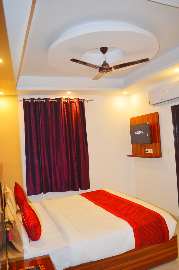 Alpha Stay,Mahipalpur,2 star