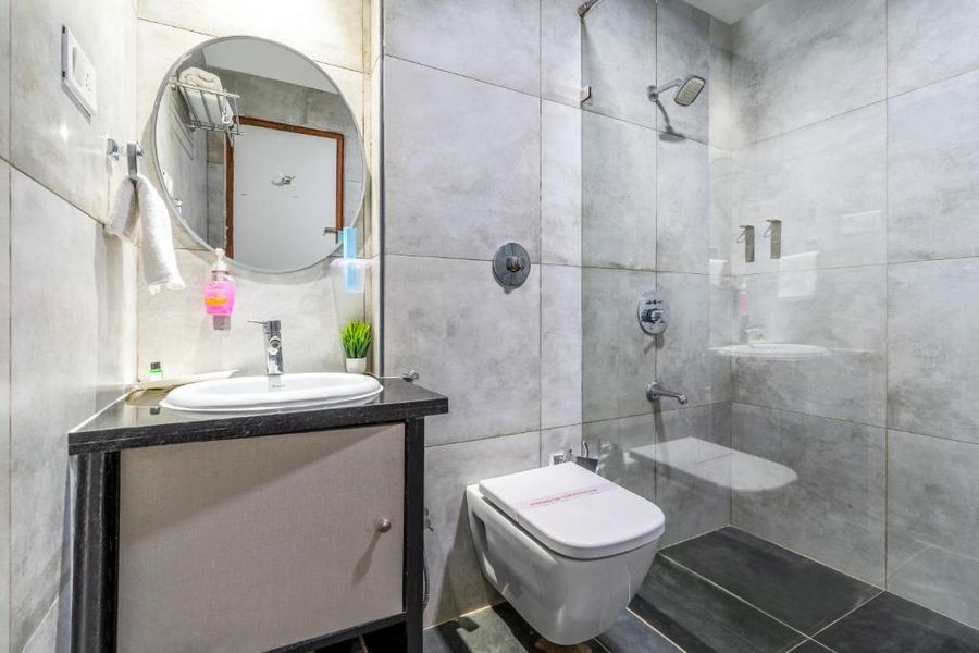 westside hotel hitech city