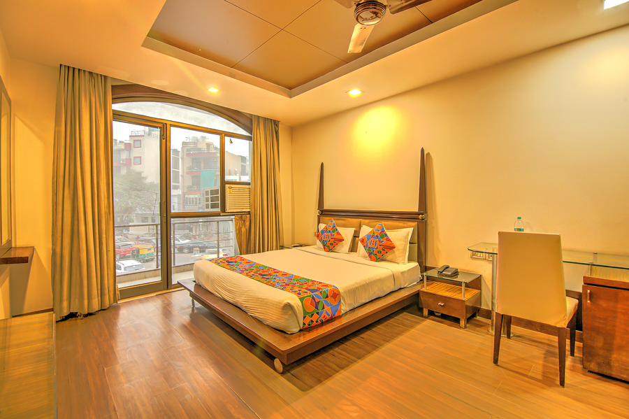 Hotel Le Grand,Karol Bagh>>Delhi,3 star