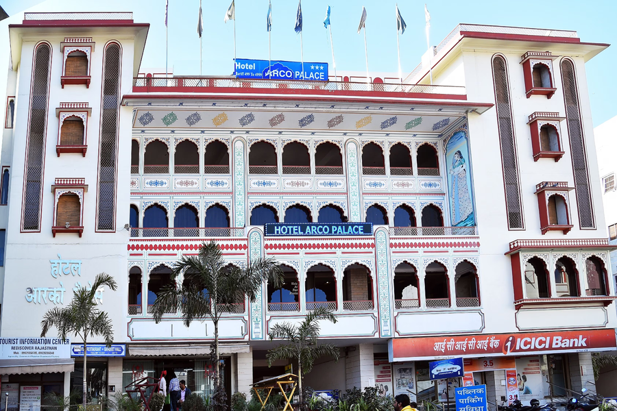 hotel arco palace