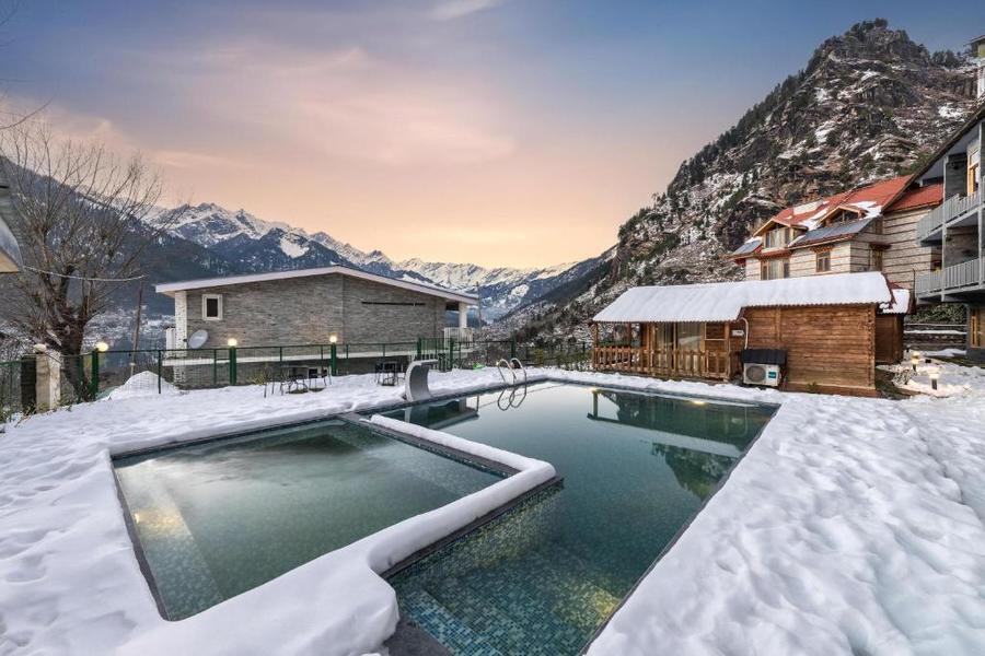 Echor Himalayan Heights Manali,,4 star