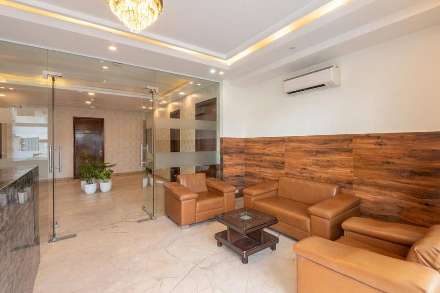 Saavi Hotel Sector 46, Sector 46,3 star