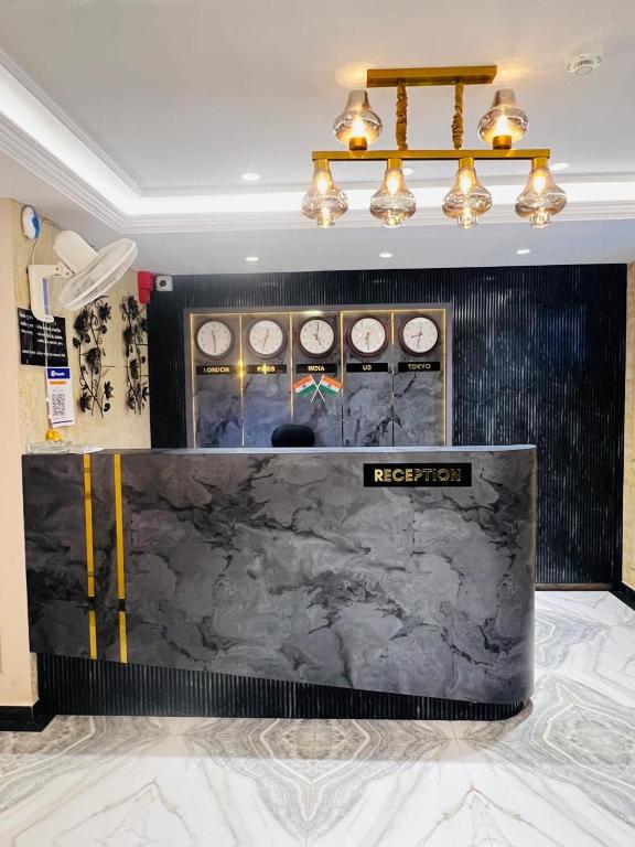 4 Ever Hotel Surat,Shakti Nagar,3 star