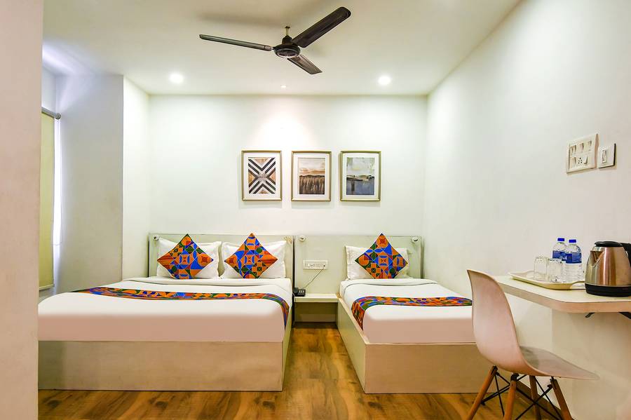 Fabhotel Globe Express,,3 star