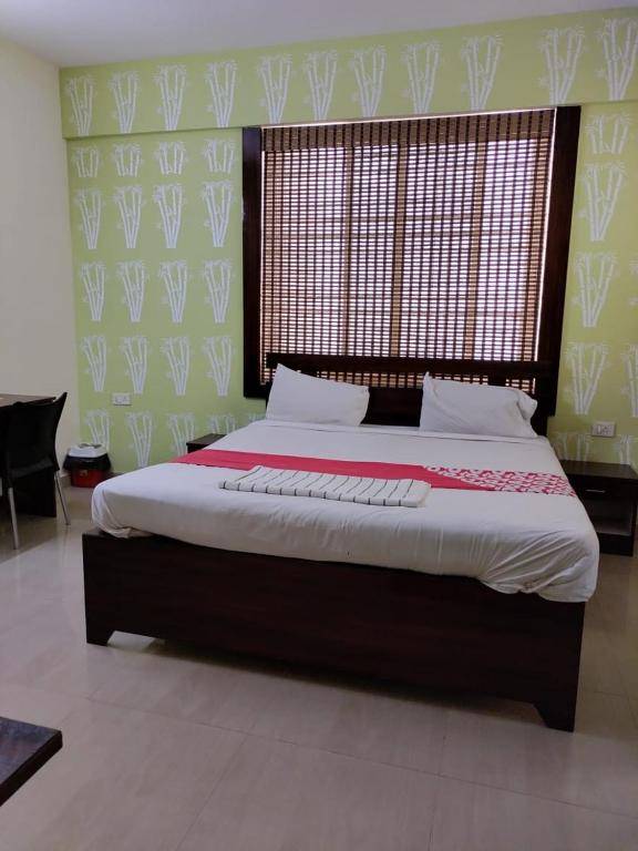 Grand Residency,,3 star