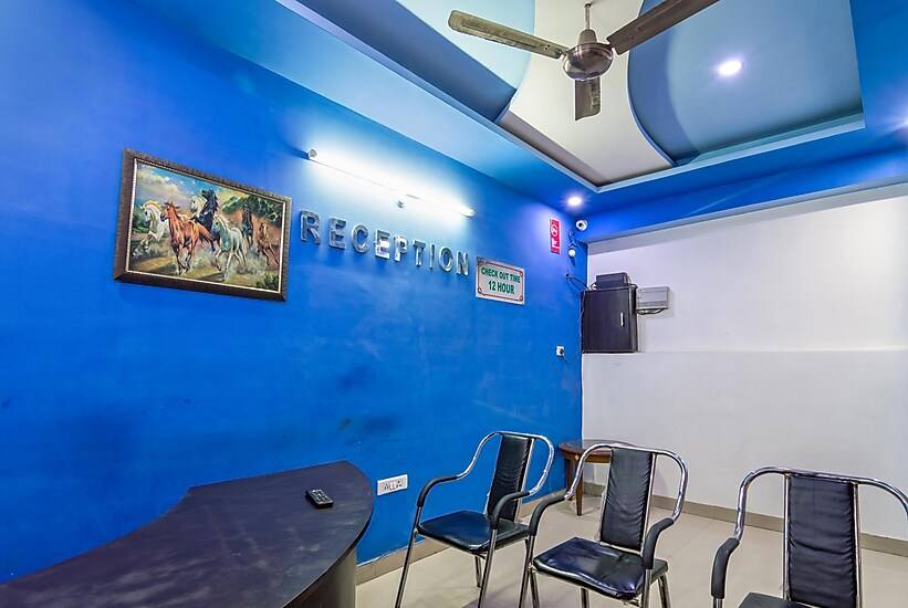 Hotel Sk Palace,Transport Nagar,3 star