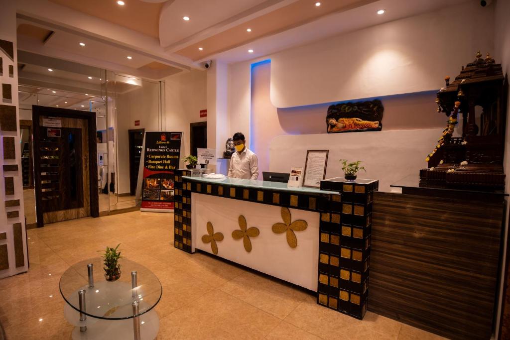 Hotel Redwings Castle,Panvel,3 star
