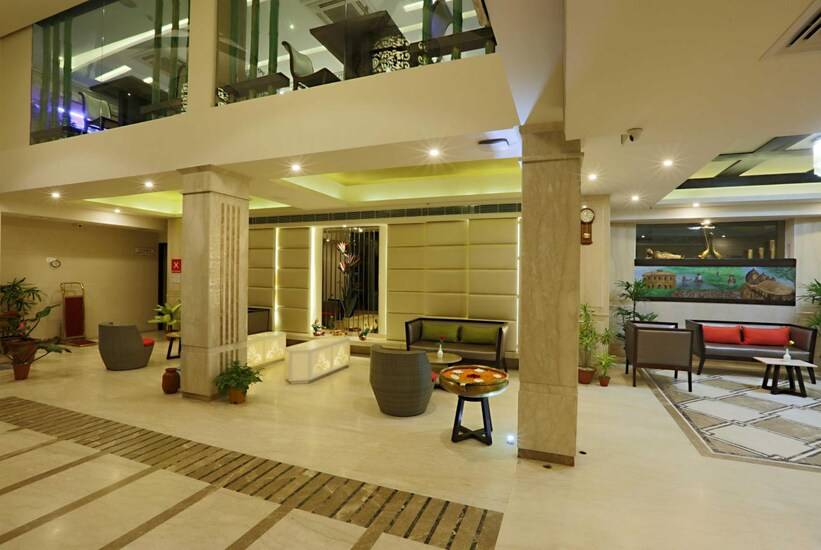 Mayflower Hotel,Panbazar,3 star