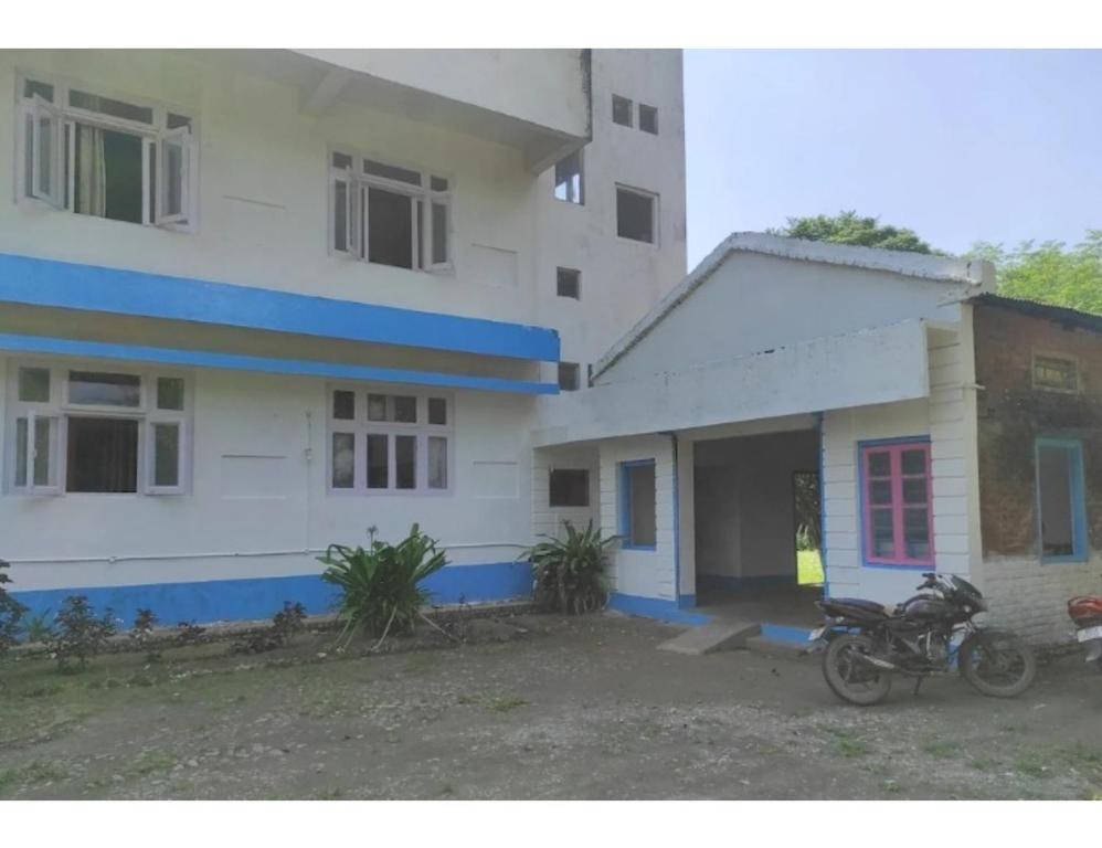 Manas View Jungle Resort,Barpeta,2 star