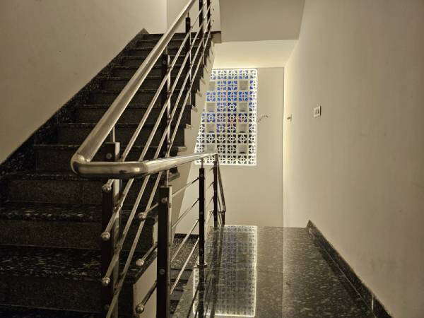 Hotel Simony Palace,,3 star