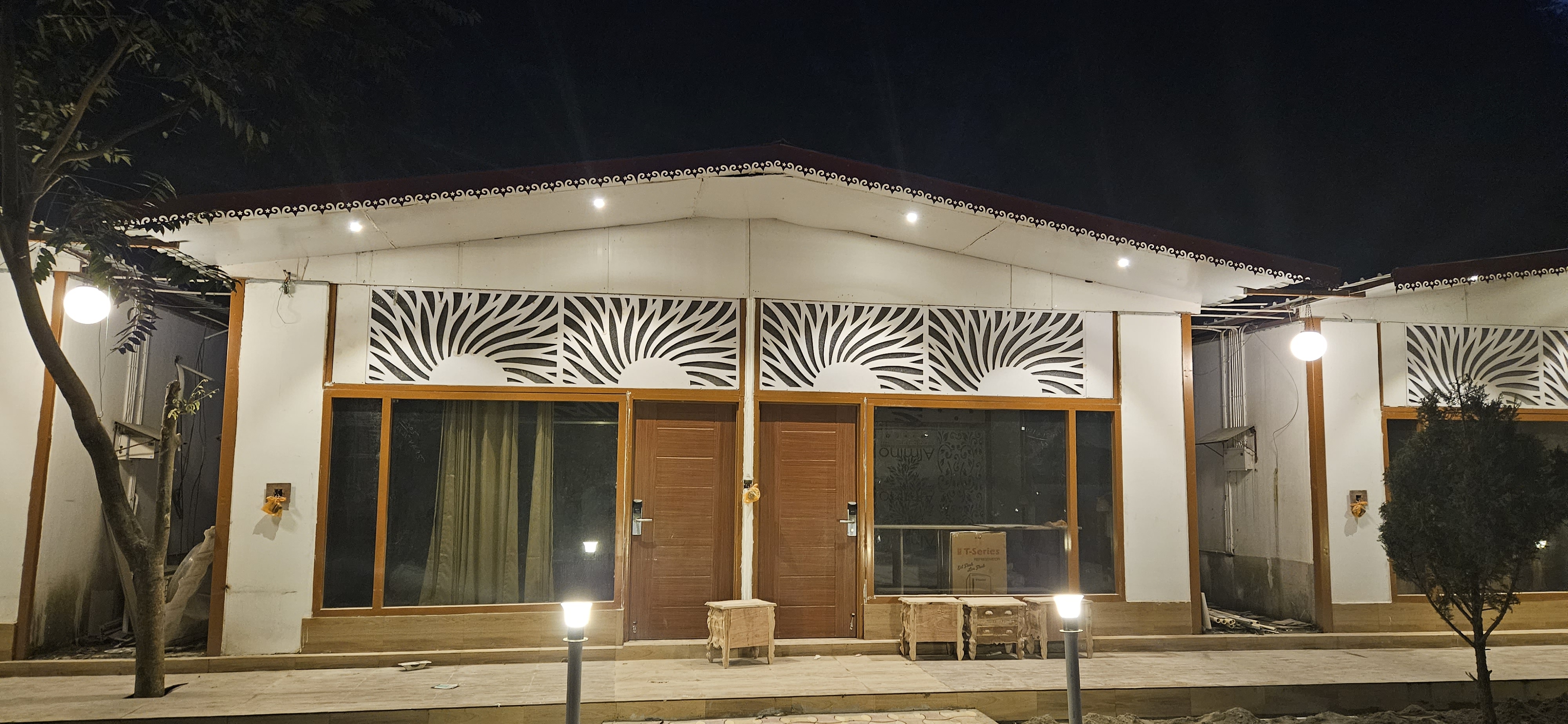 Shri Vrindavan Resort,Narendra Nagar,3 star