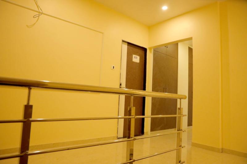 Hotel Veeratn,,3 star
