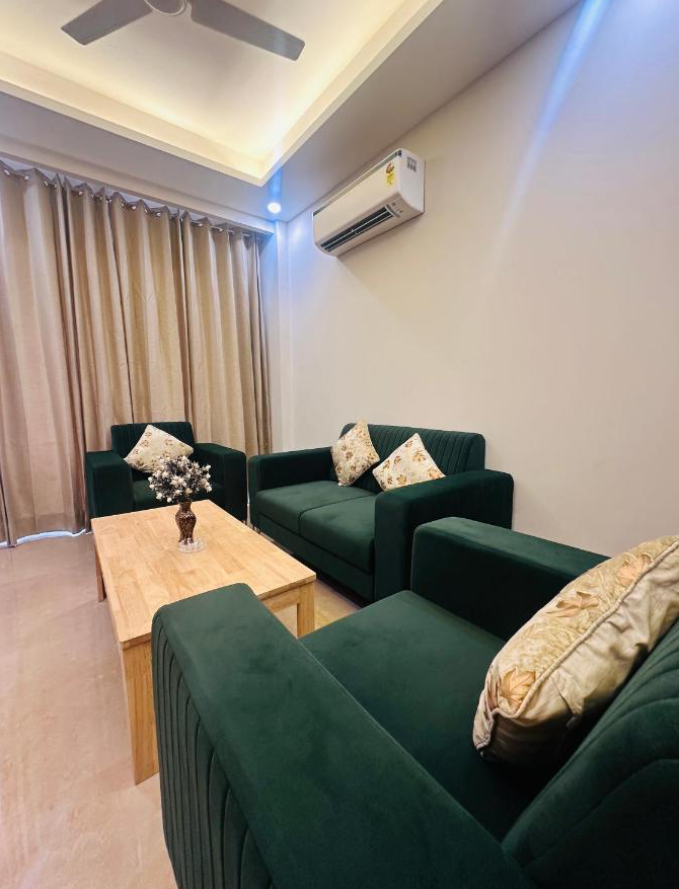 The Lodgers Luxury 1 Bhk Serviced Apartments Near Golf Course Road Gurgaon,Sector 43,3 star