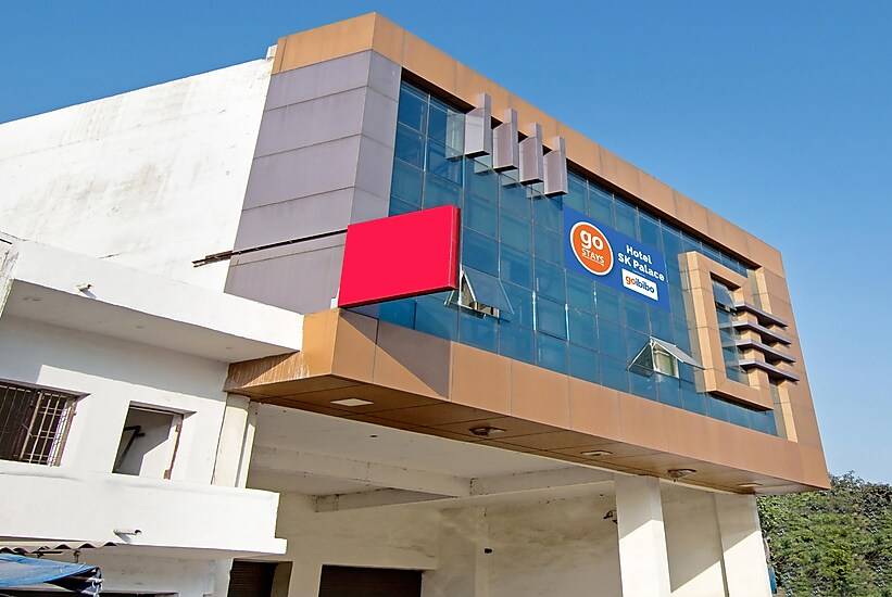 Hotel Sk Palace,Transport Nagar,3 star