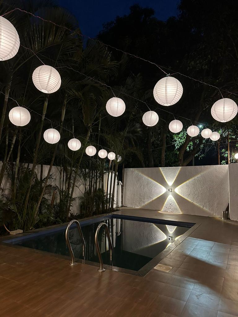 Pool Side House,,3 star