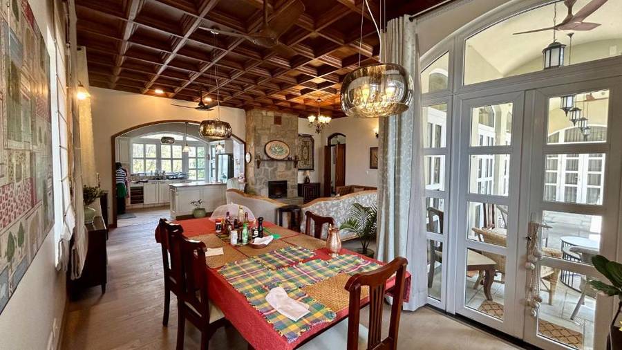 The Magnolia Lodge,,2 star