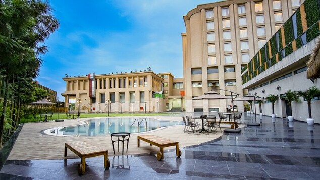 Mars Resorts,India>>Meerut,4 star