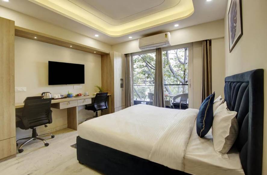 flxho quad luxury studio apart hotel