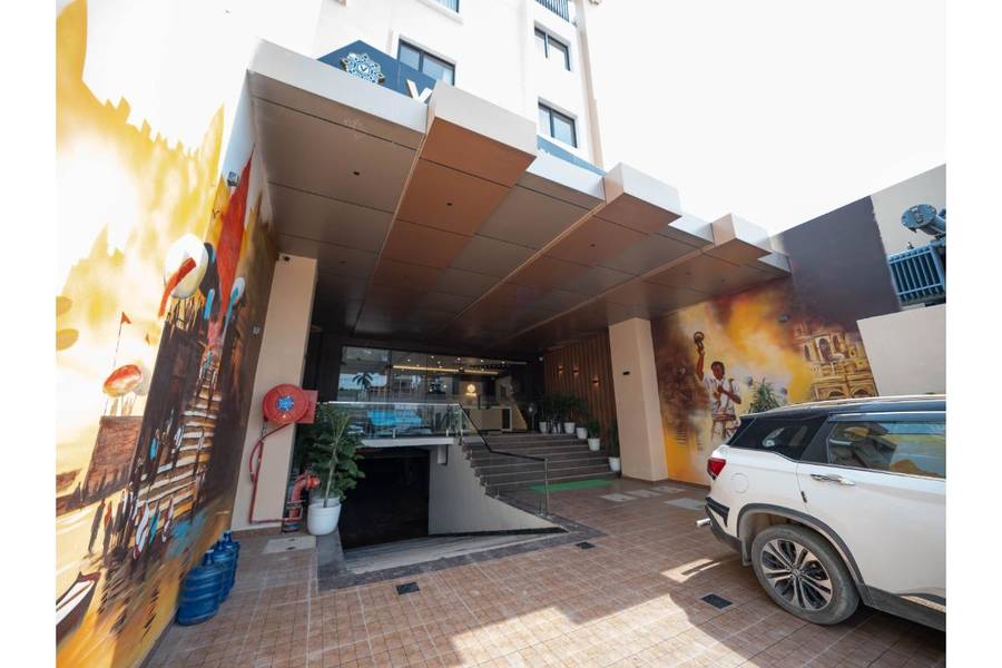 Hotel Vr Lux,Manduwadih,2 star