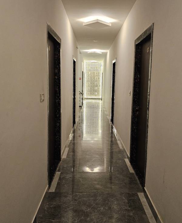 Hotel Simony Palace,,3 star