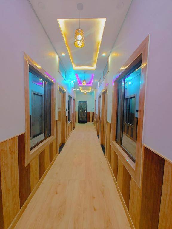 Shri Radhe Radhe Paying Guest House,,2 star