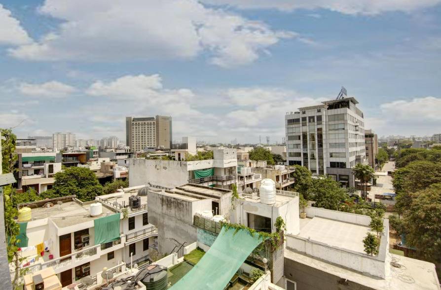 Limewood Stay - Corporate Huda City Centre,Sector 43,3 star