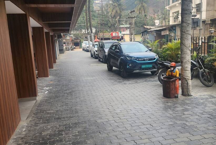 Nk Residency,Kahilipara,3 star