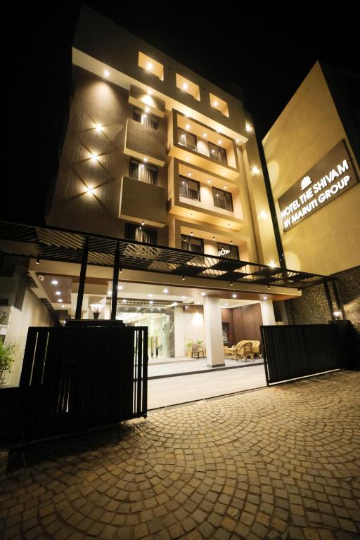 maruti group of hotels the shivam