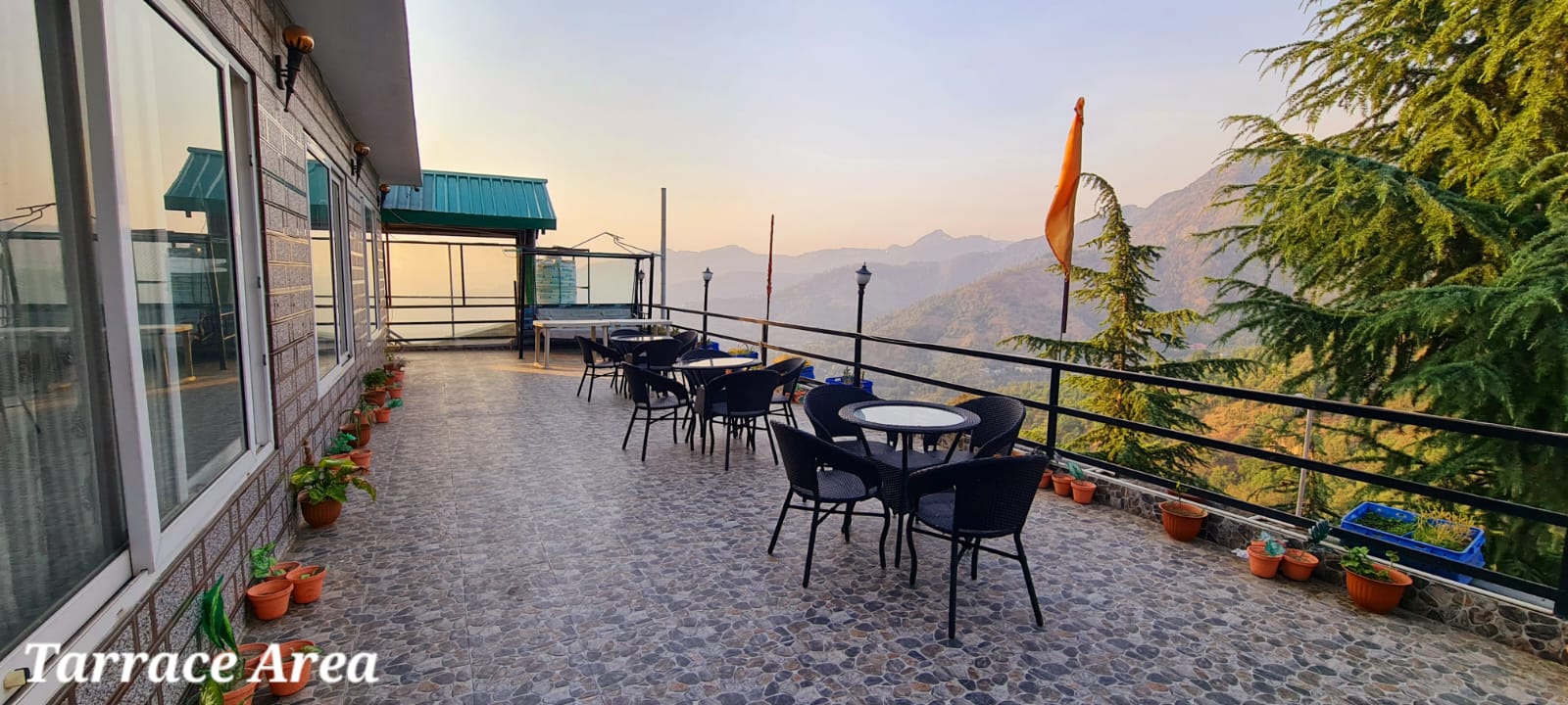 Rashal Homes,Shoghi>>Shimla,3 star