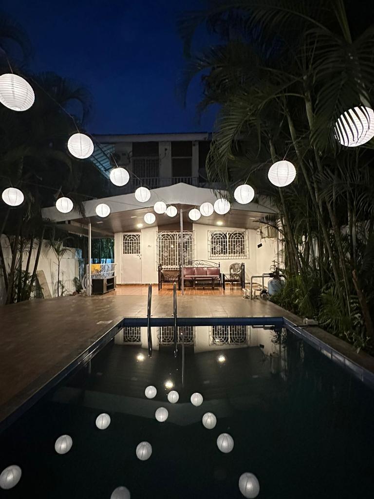 Pool Side House,,3 star