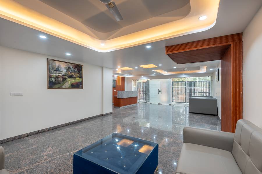 Saavi Hotel Sector- 45,Sector 45,4 star