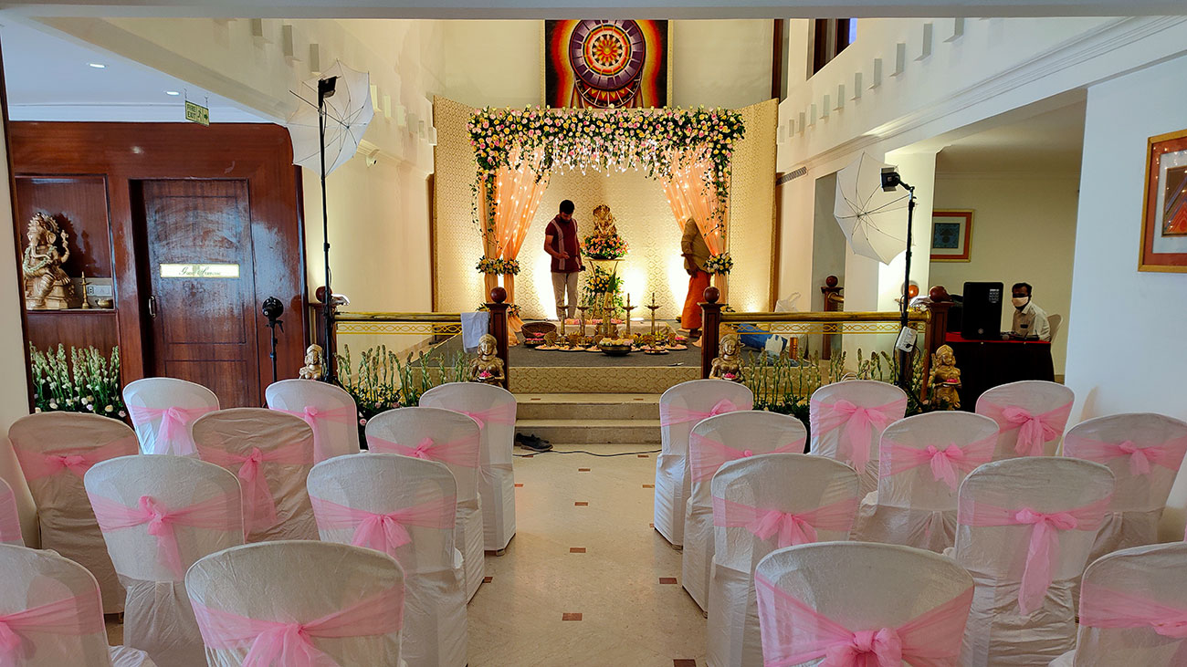 Gokulam Park,Kaloor,4 star