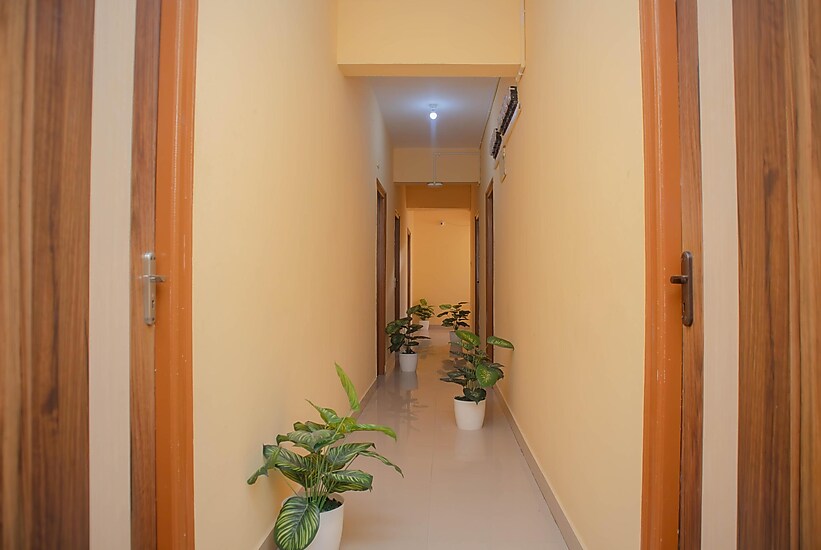 Z Express Zenn,Manyata Tech Park,0 star