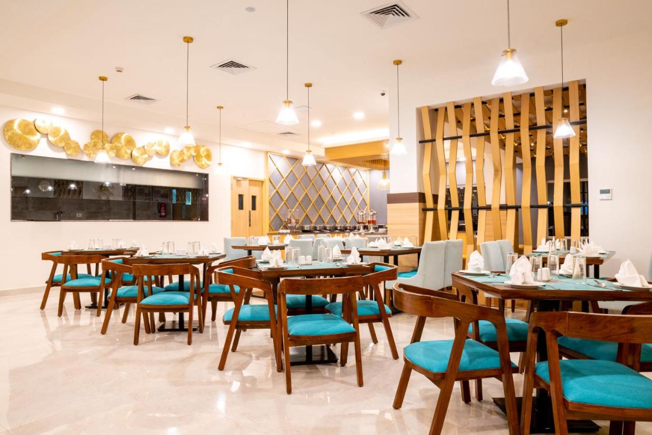 Vivanta Chitwan Bharatpur,,4 star
