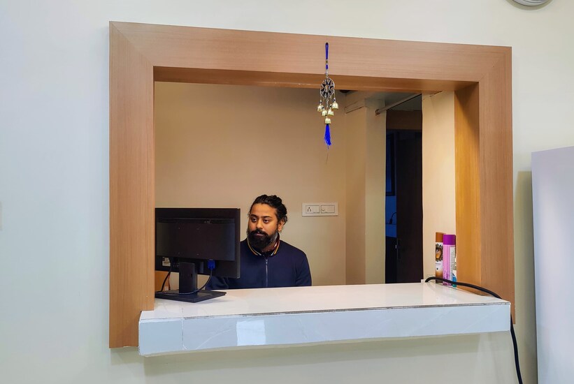 grace inn guest house near airport