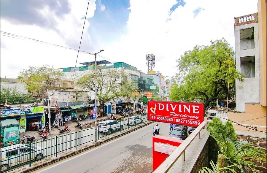 Hotel Divine Residency By Jmd Group Near Yashobhoomi,Bijwasan,3 star