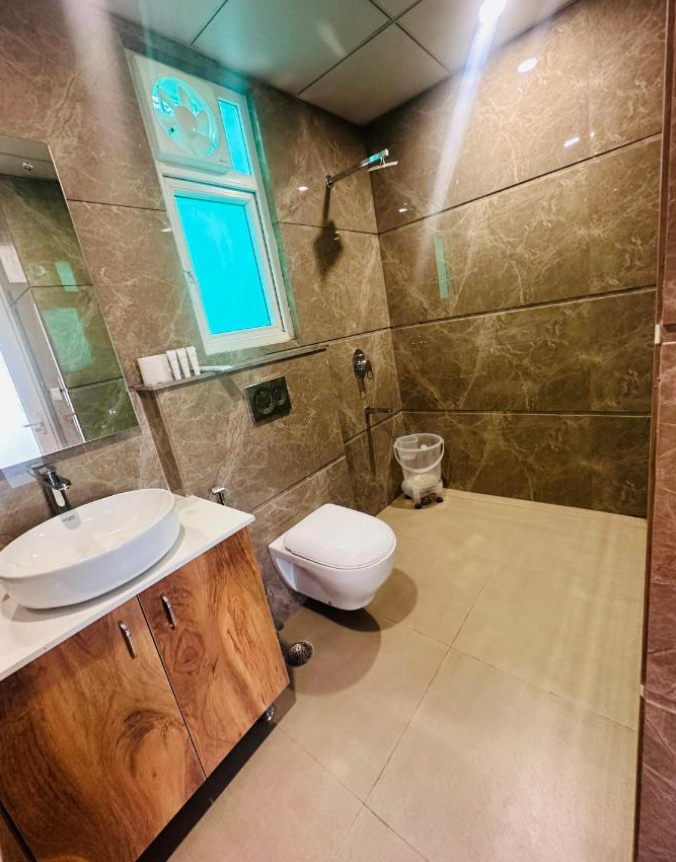 The Lodgers Luxury 1 Bhk Serviced Apartments Near Golf Course Road Gurgaon,Sector 43,3 star
