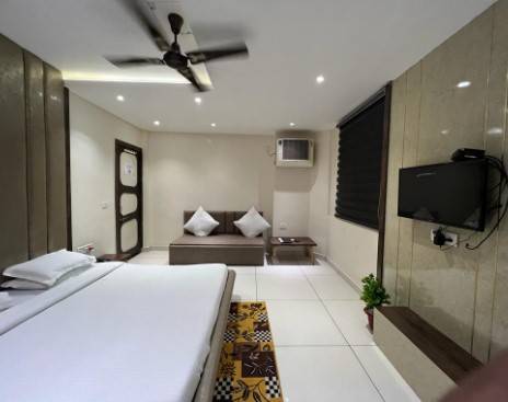 Hotel Pachmarhi,Pachmarhi Cantt,3 star