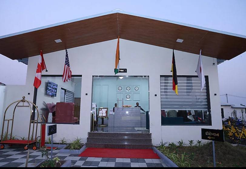 shree kashtbhanjan dev resort and club