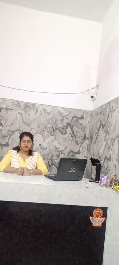 Shri Bholanath Atithi Bhavan,Benia Bagh,2 star