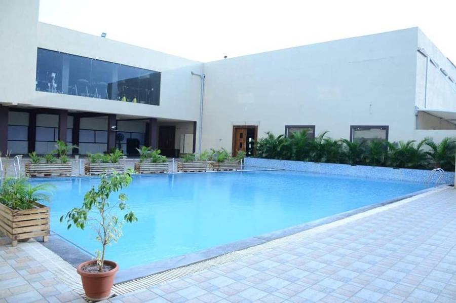The Park,Near Reliance Petrol Pump Raisalpur Itarsi,3 star