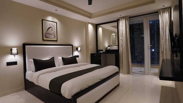 Super Townhouse Oak Udyog Vihar,Palam Vihar,3 star