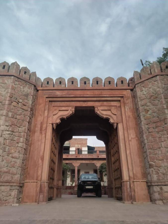 Rawla Anand Rohet By Mastiff Jodhpur,,3 star