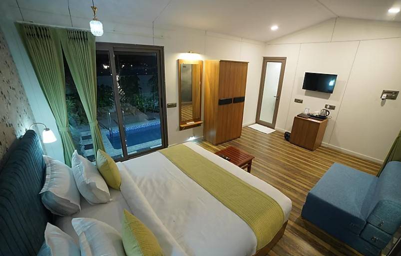 shree kashtbhanjan dev resort and club